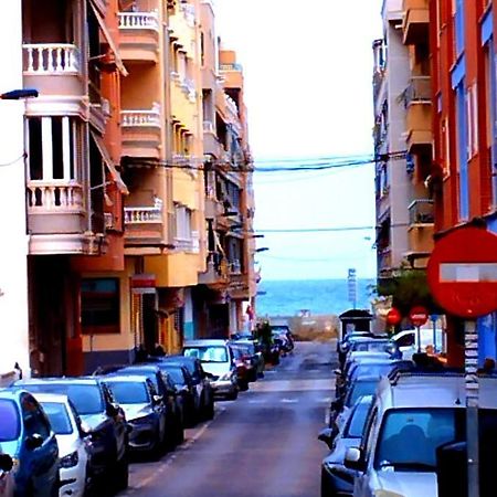 Modern Apartment 3Mins Walk To Playa Del Cura Beach 또레비에하 외부 사진