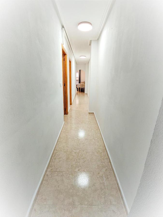 Modern Apartment 3Mins Walk To Playa Del Cura Beach 또레비에하 외부 사진