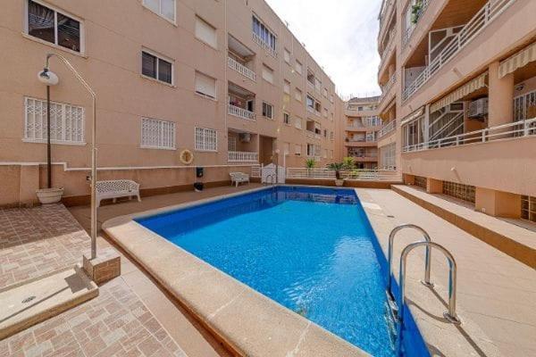 Modern Apartment 3Mins Walk To Playa Del Cura Beach 또레비에하 외부 사진